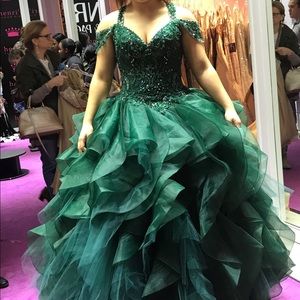 Green Prom dress